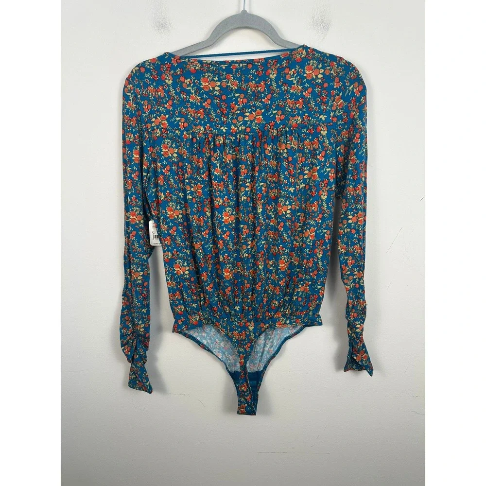 Free People Kaya Printed Bodysuit S Turquoise Floral NWT Keyhole Boho Long Slv